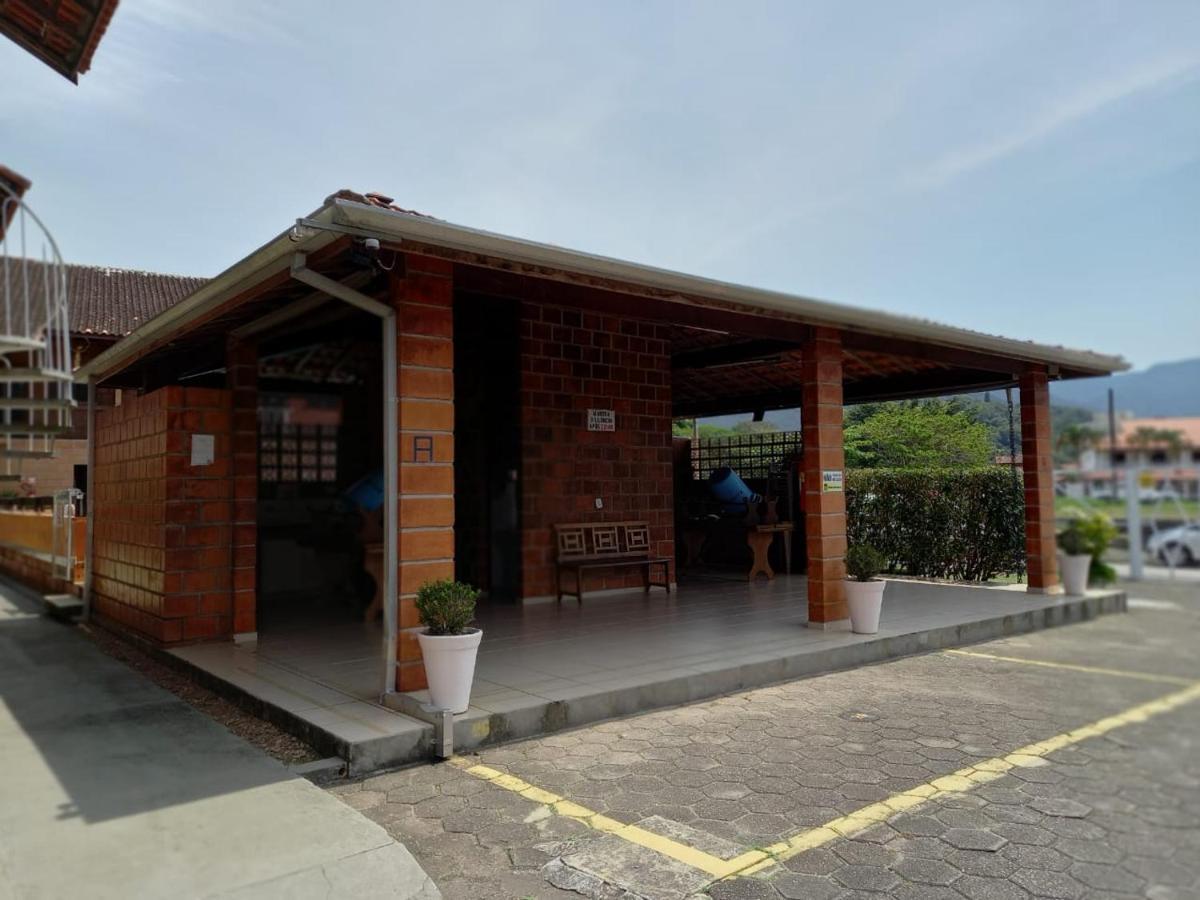 Apartamento Prainha Pe Areia Caraguatatuba Exterior foto